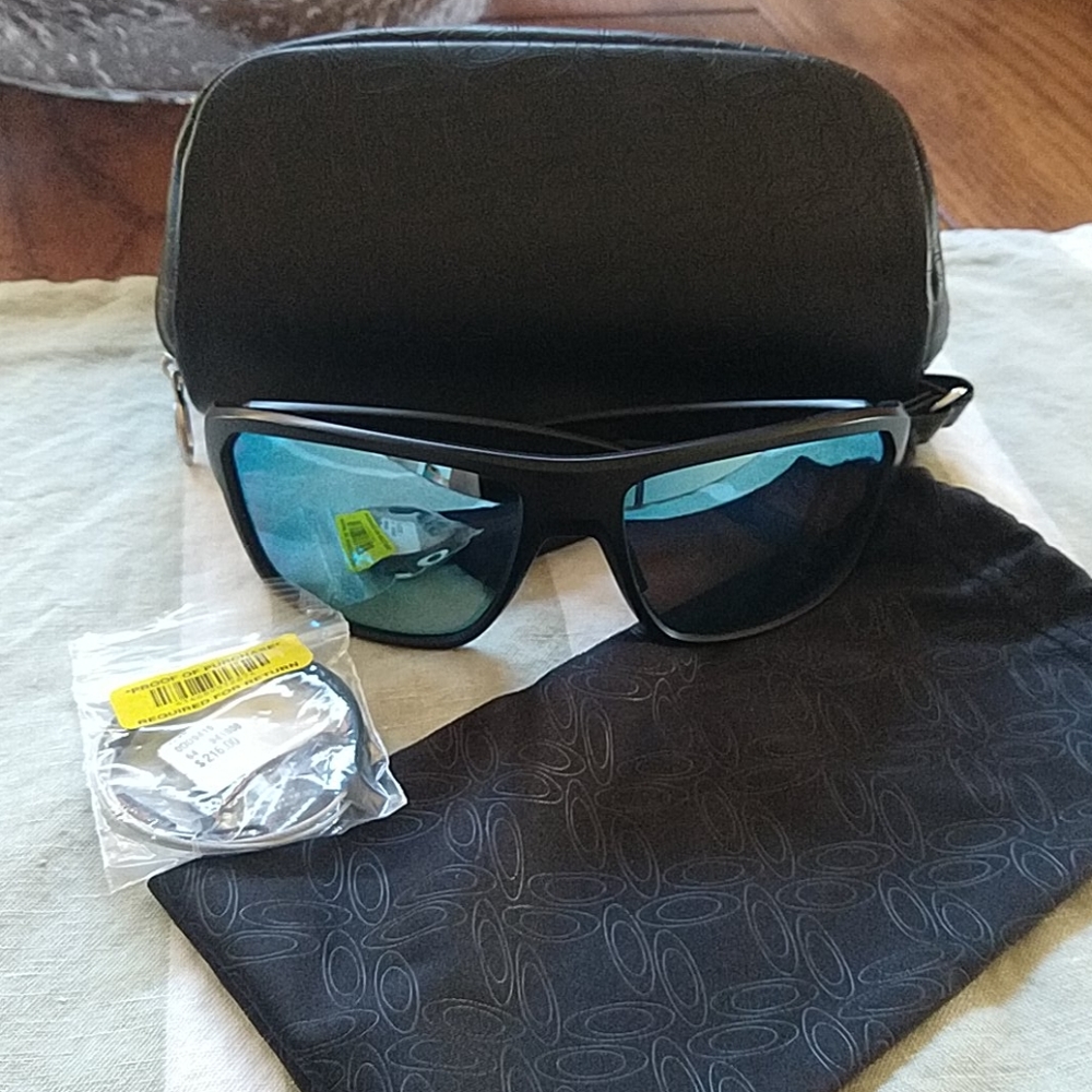 Split Shot Oakley Sunglasses